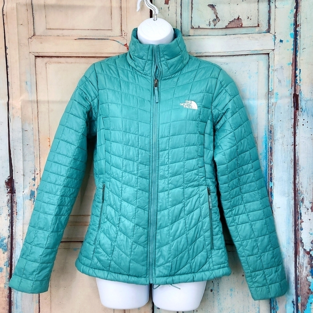 The North Face Mint Quilted Insulated Puffer Jacket